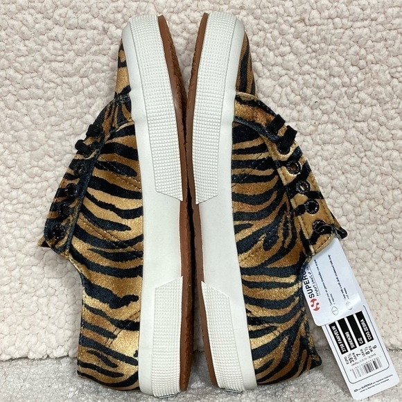 Superga Womens Animal Velvet Print Gold Fashion Sneakers Shoes SZ US 8.5 NWT - Picture 7 of 11